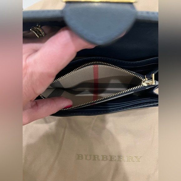 Burberry wallet and handbag set, navy - Picture 15 of 16